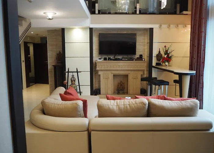 Custom Design Loft With City Views And Rooftop Pool * 曼谷