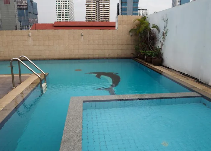 山林小屋 Custom Design Loft With City Views And Rooftop Pool *